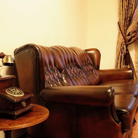 Bernardinu House 3*