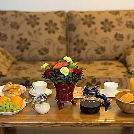 Bernardinu House Bed & Breakfast