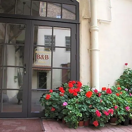 Bernardinu House Bed & Breakfast