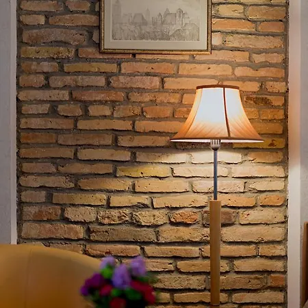 Bernardinu House