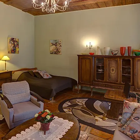 Bed & Breakfast Bernardinu House