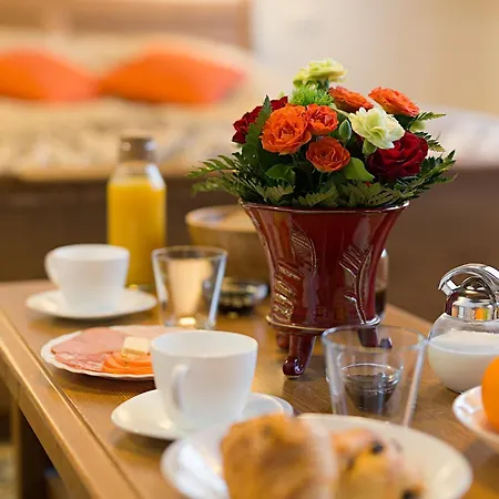 Bed & Breakfast Bernardinu House