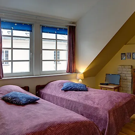 Bernardinu House 2*