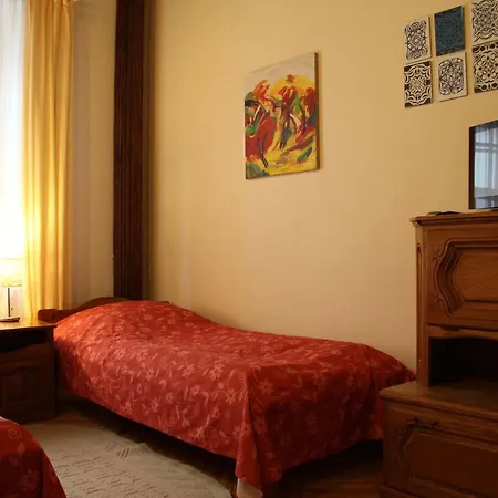 Bernardinu House 3*