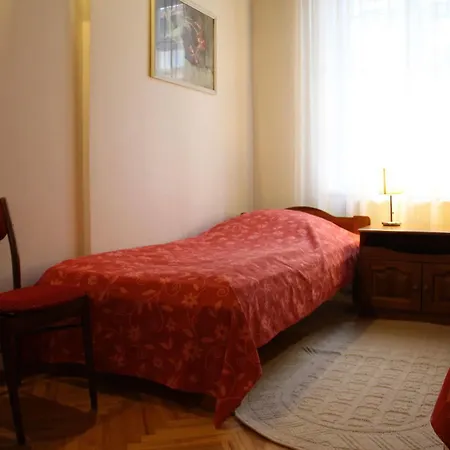Bernardinu House 3*