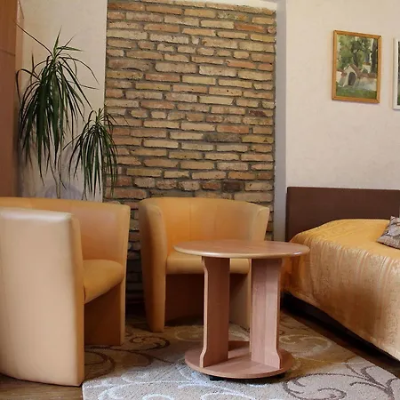 Bed & Breakfast Bernardinu House 2*