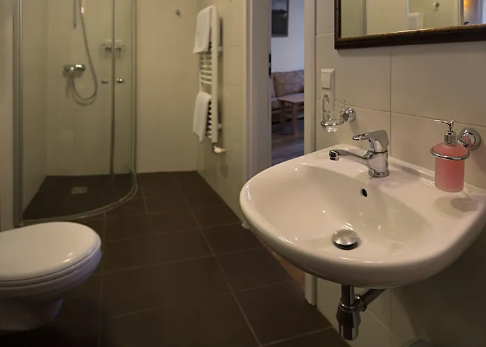 バーナディニュ ハウス