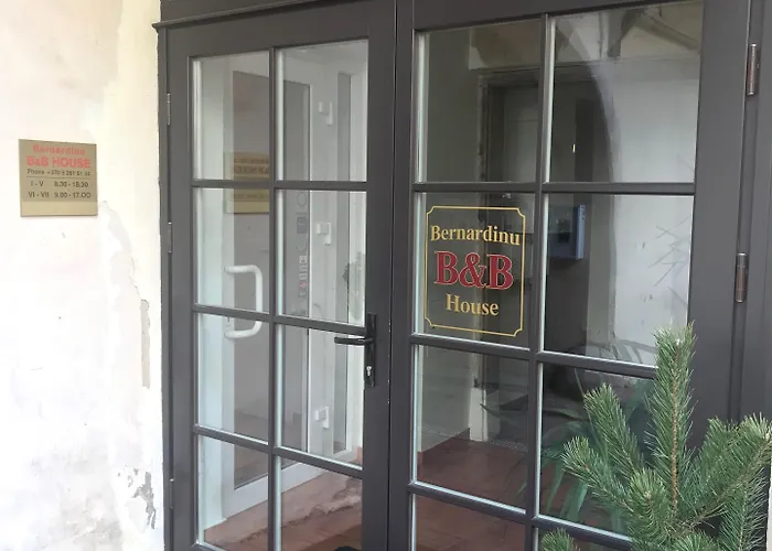 Bernardinu House Nakvynė ir pusryčiai 3*